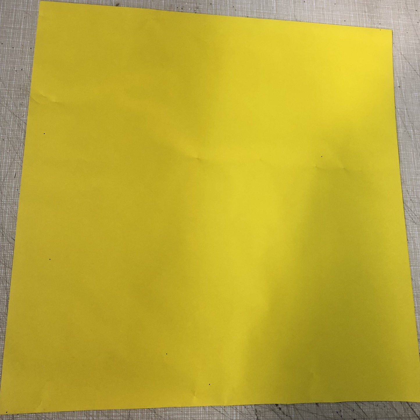 Yellow Glossy Foil (20x20)