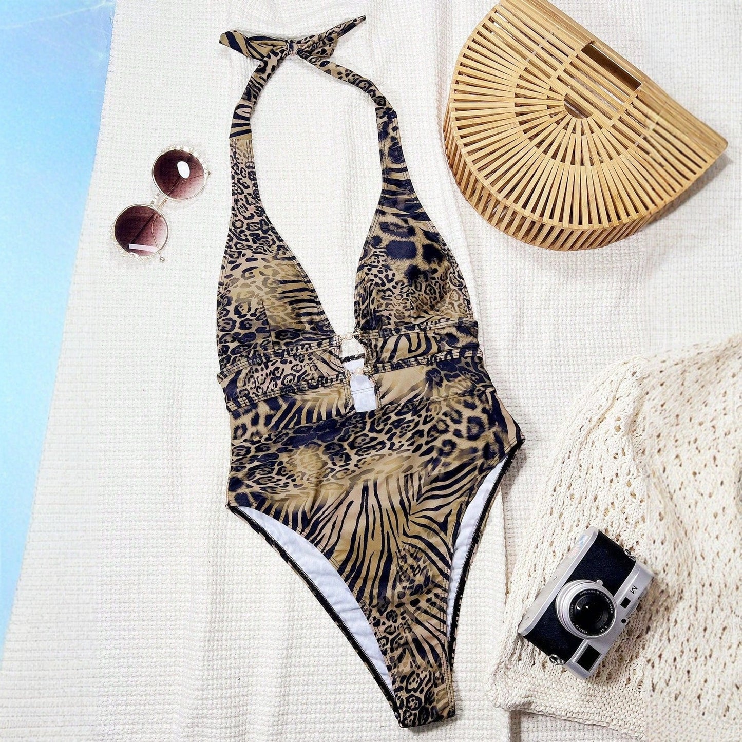 The Sauvage One Piece