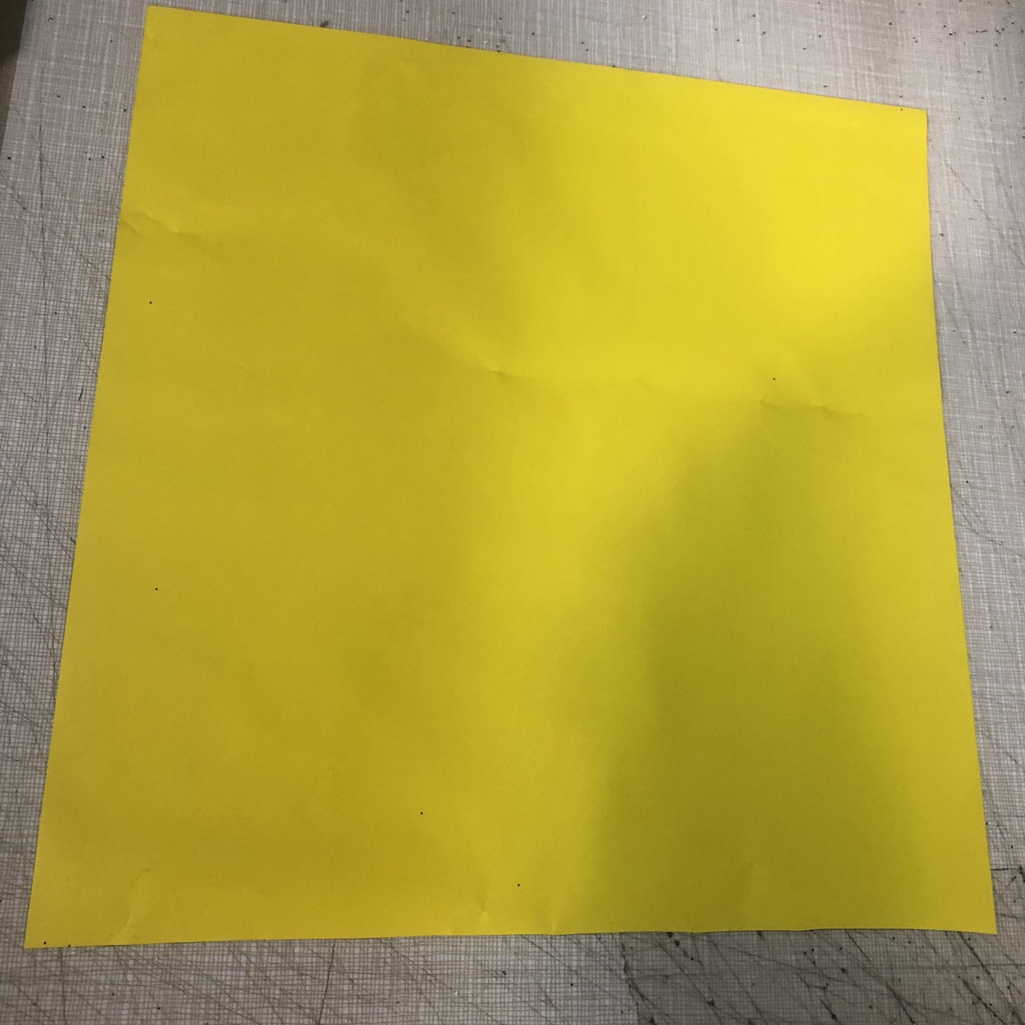 Yellow Glossy Foil (20x20)