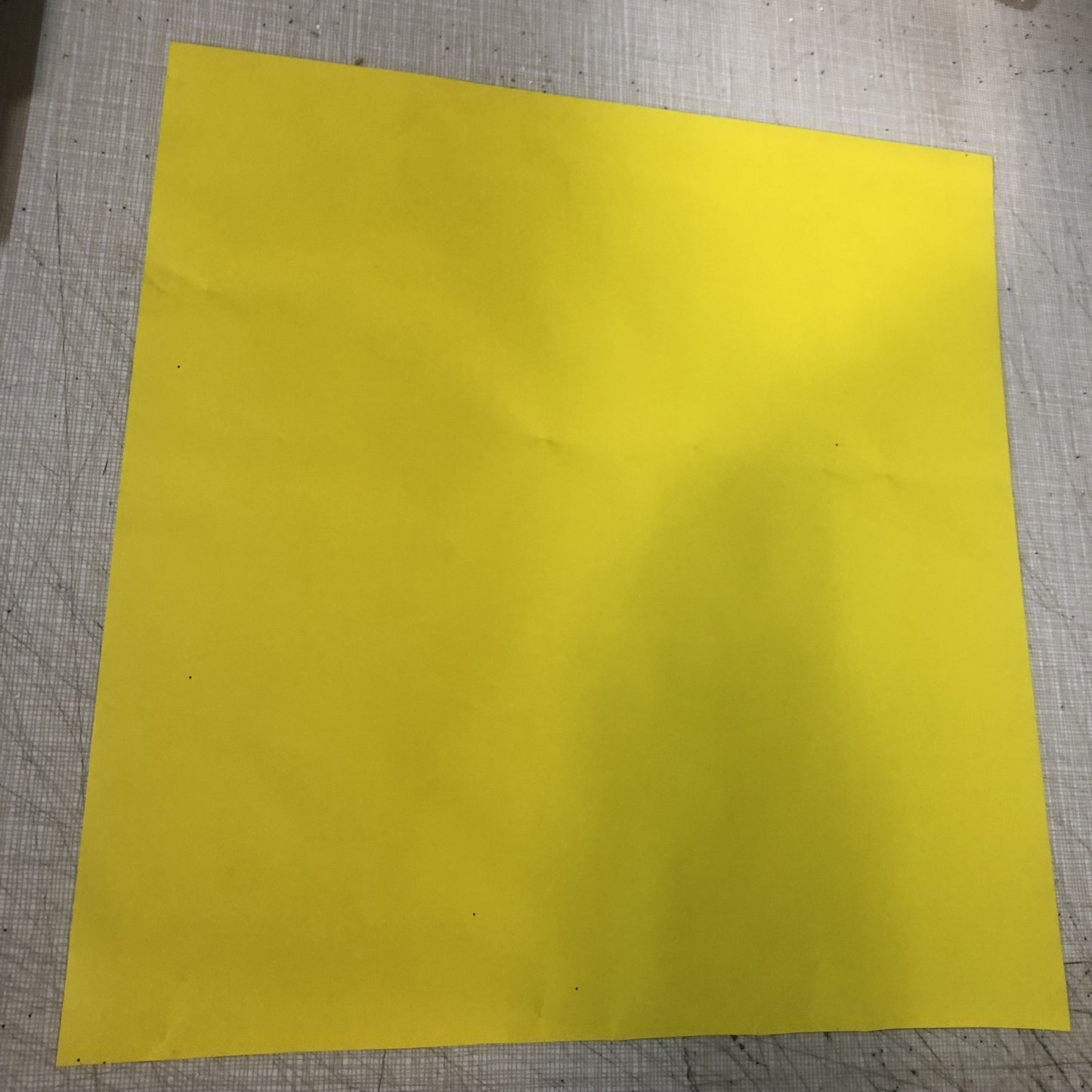 Yellow Glossy Foil (20x20)