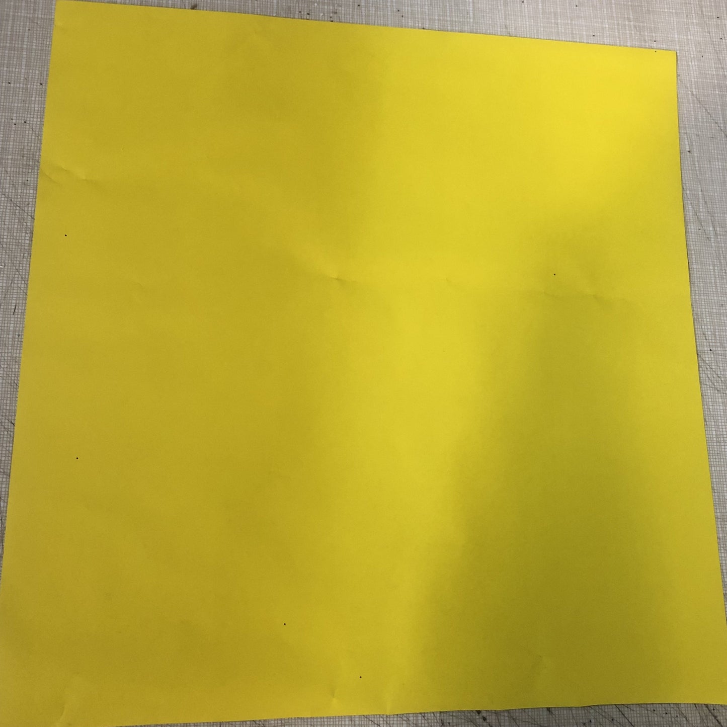 Yellow Glossy Foil (20x20)