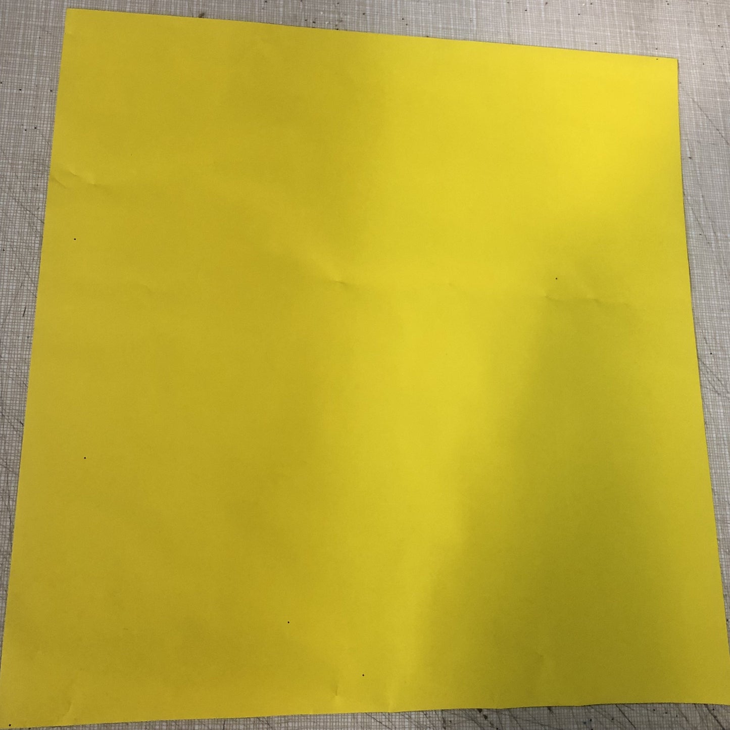 Yellow Glossy Foil (20x20)