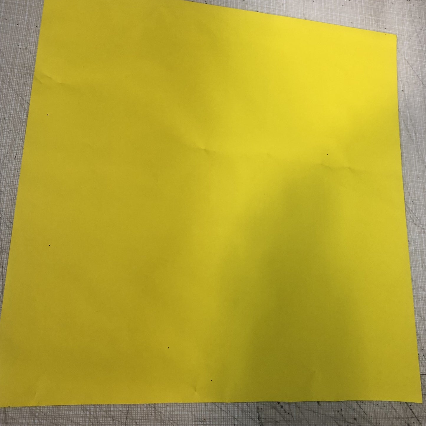 Yellow Glossy Foil (20x20)